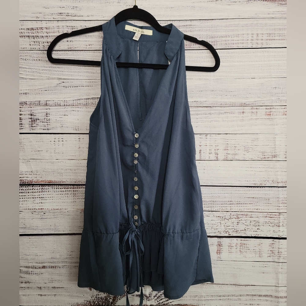 Arc & CO Sleveless Peplum Top